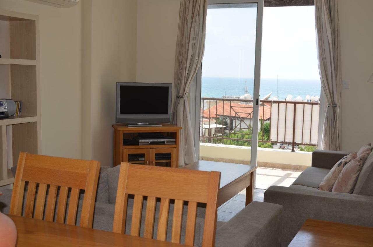 Apartamento Caiti'S Place Paphos Exterior foto